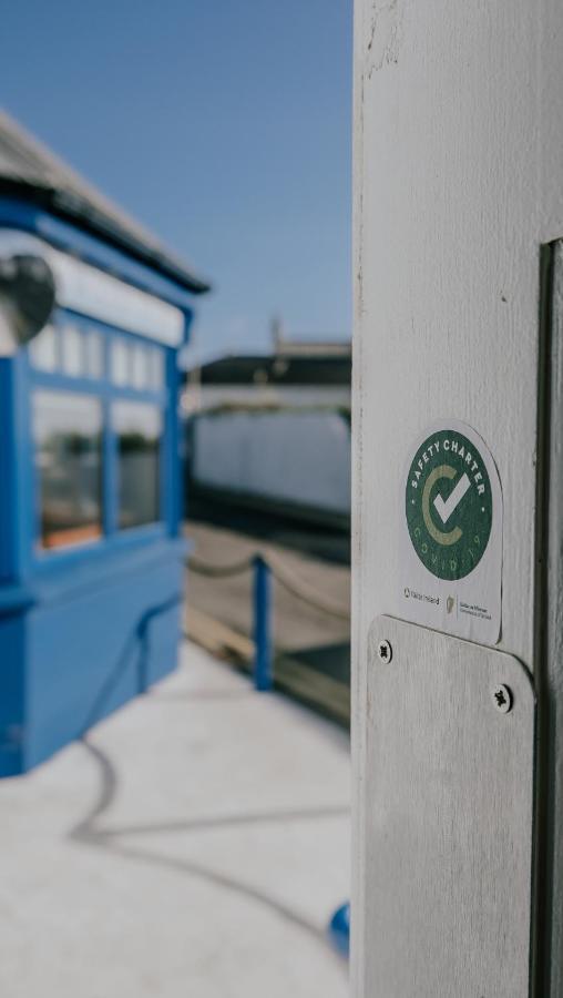 The Wooden House Hotel Kilmore Quay Exterior photo